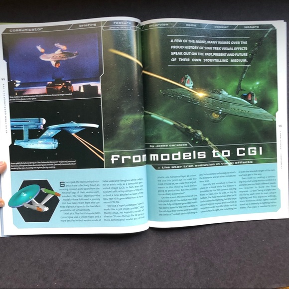 Star Trek Communicator Magazine - Picture 10 of 10